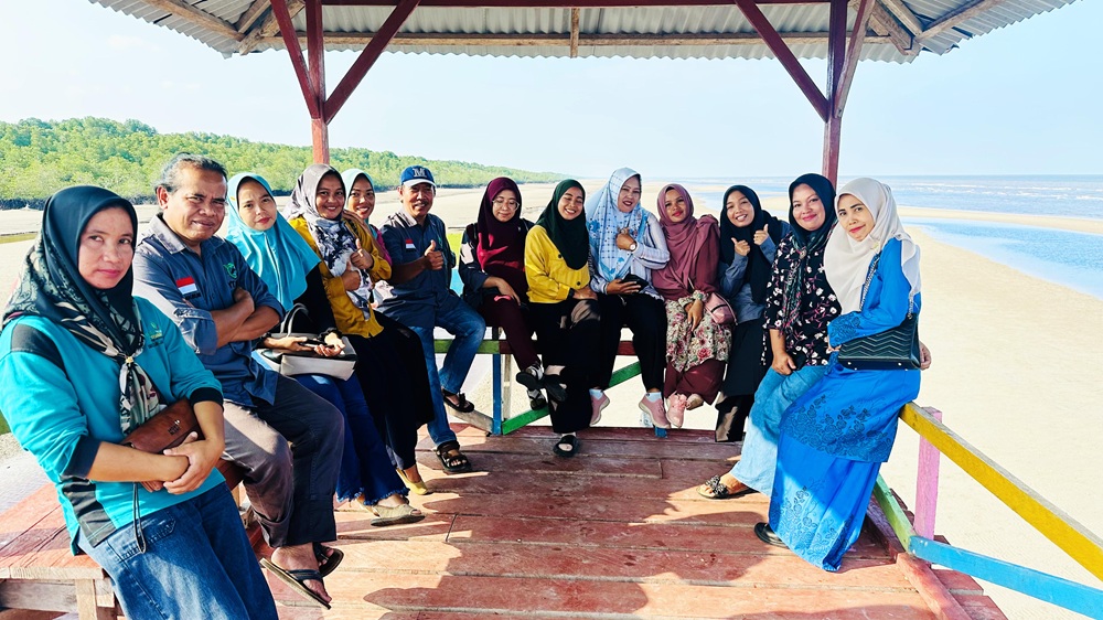 Silahturahmi dan Forum diskusi dengan pelaku UMKM  Desa Sri Tanjung dan Teluk Lecah