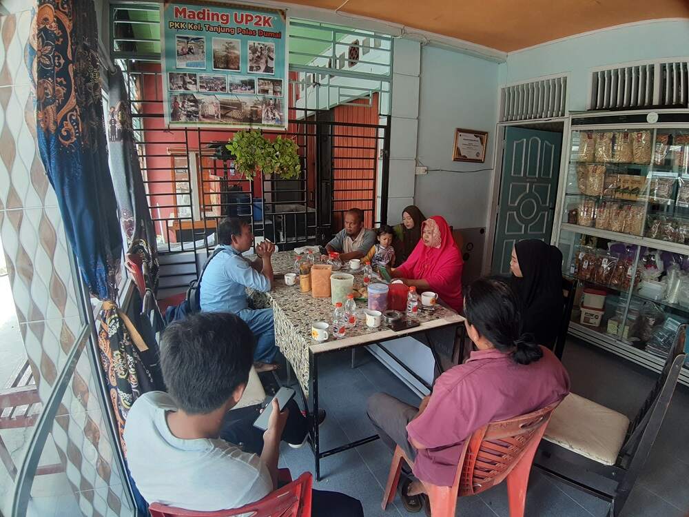 Silahturahmi dan Forum diskusi dengan pelaku UMKM Kelurahan Tanjung Palas